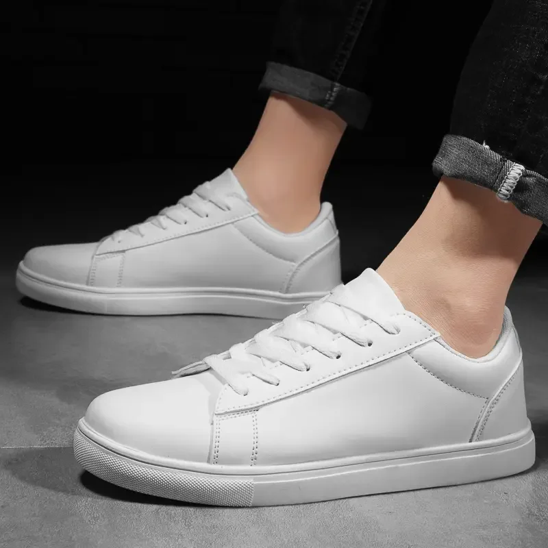 New Unisex Skateboard Shoes Fluorescent Green Men Casual Sneakers Non-Slip Fashion Women Running Shoes Lightweight Streetwear