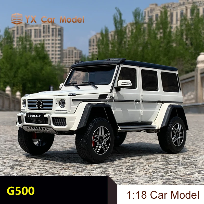 

Практически настоящая литая модель автомобиля 1:18 G500 4x4G-Class SUV, статическая имитационная модель автомобиля (небольшой подарок)