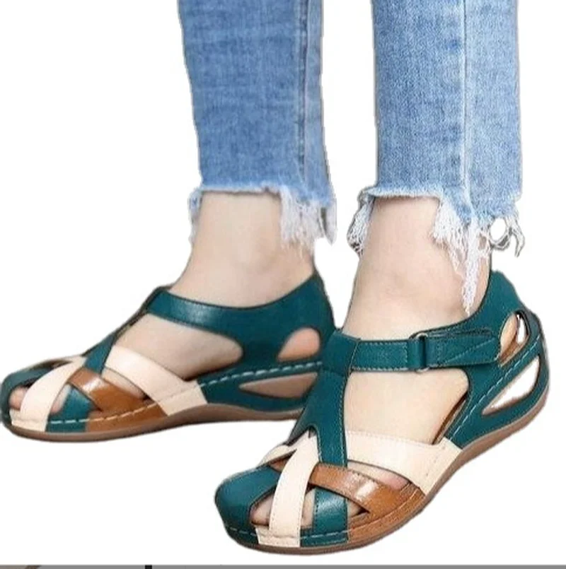 

2022 Women Sandals Waterproof Slip on Round Female Slippers Casual Comfortable Outdoor Fashion Summer Plus Size Women Shoes