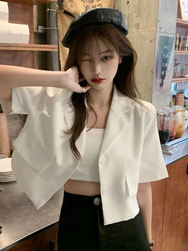 Женский короткий пиджак на пуговицах однотонный Повседневный укороченный с