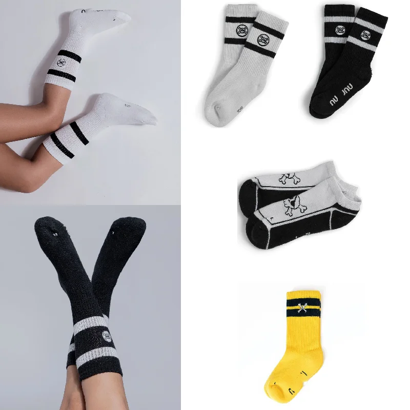 

KIBOUNUNUNU TAO 2022SS children's socks cotton boys and girls cartoon medium tube socks sports socks infant knee high socks