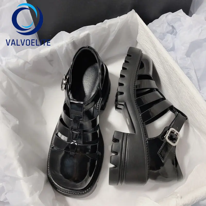 

Woman Brand Sandals 2022 Summer New Design Thick Bottom Solid Color Hollow Slippers Home Single Shoes Casual Beach Roman Shoes