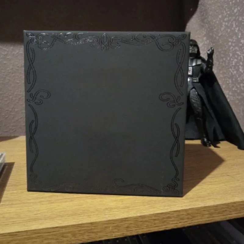 Фото Новая коллекция музыкальных CD-дисков в подарочной коробке: британская хеви-метал рок-группа (1970-2017) 22CD+1BD №2