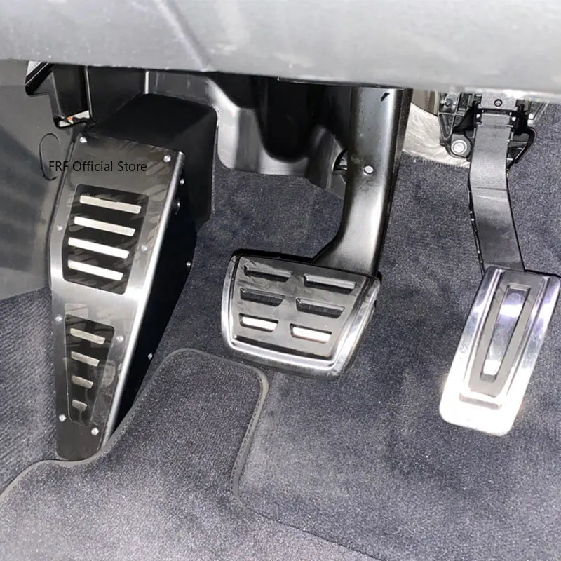 Фото Автомобильная педаль RHD из нержавеющей стали для Volkswagen VW Golf 7 Mk7 GTI R 2013 ~ 2020, нескользящая подставка для ног, педаль, Стайлинг автомобиля №2