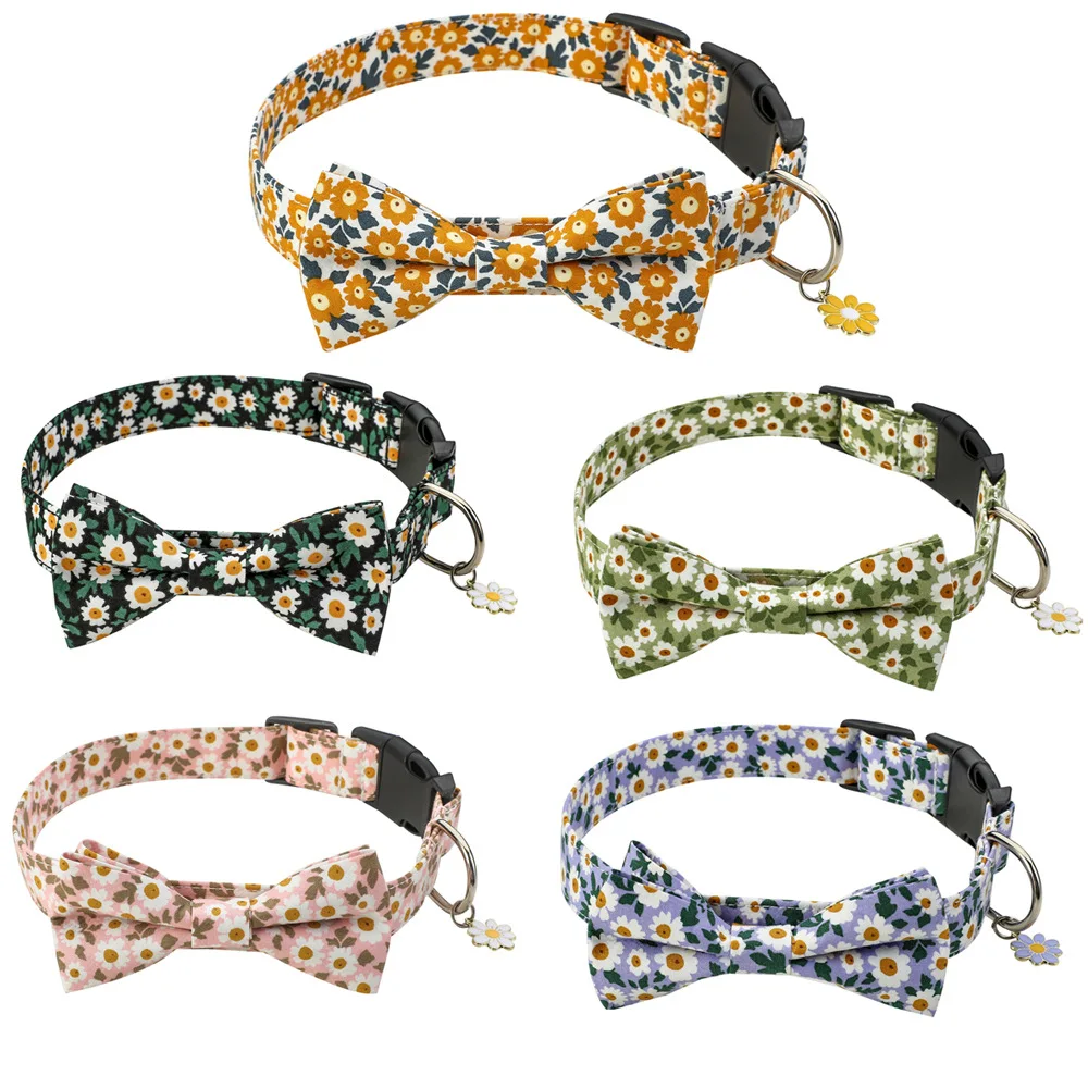 

Small Floral Dog Collar Pet Cat Bib Bandana Flower Neck Strap Leather Bowknot for Small Middle Collars Pet Rabbit Bow Tie Gifts