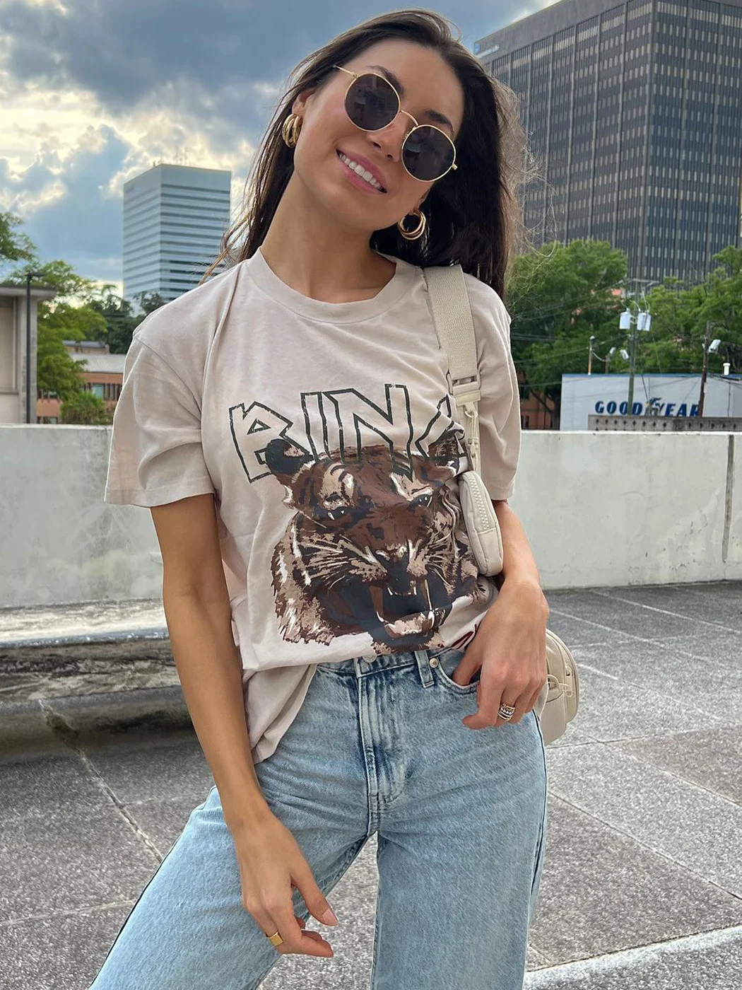 

Tiger Graphic T-Shirts for Women Casual Letter Print Vintage Tee Shirt Fashion Tees Tops Shirts 2023 Summer Clothes