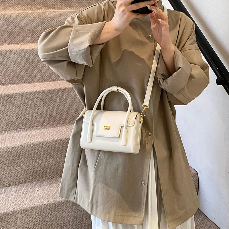 Женская квадратная сумка BEI