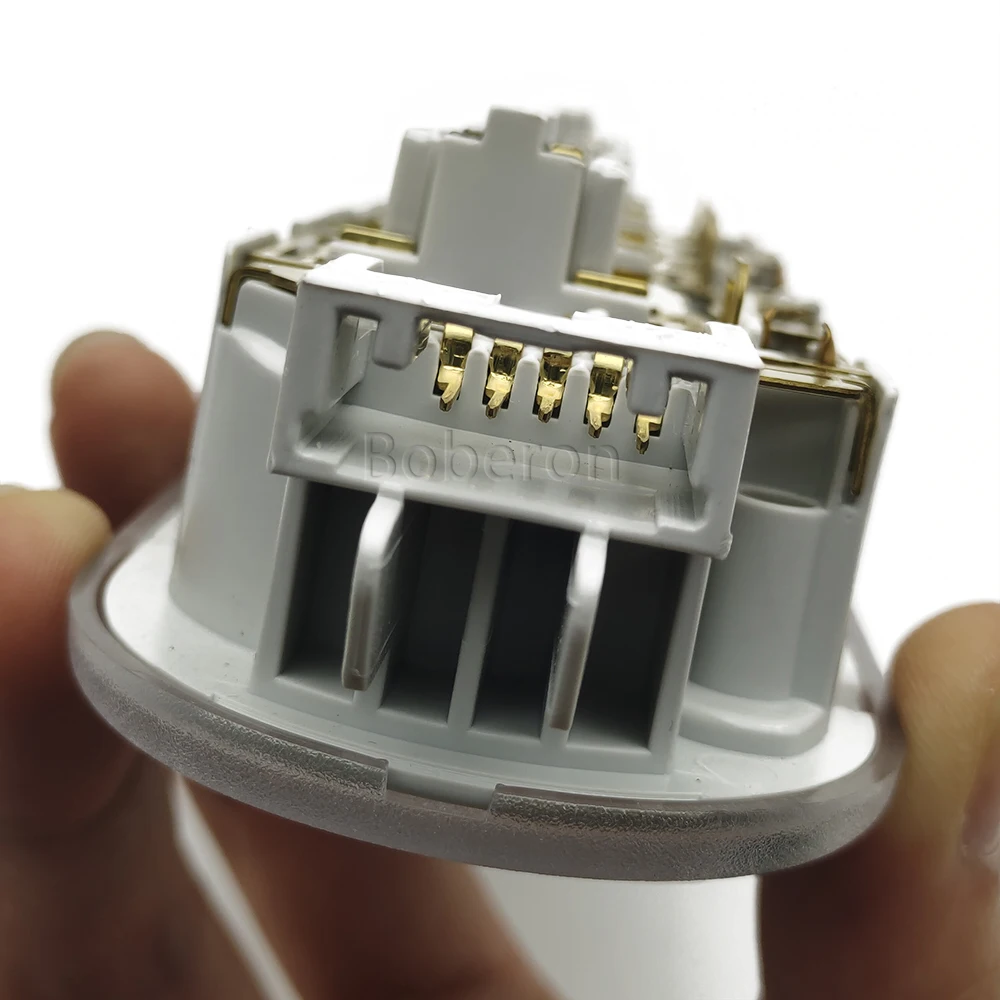 Автомобильная 3-кнопочная внутренняя лампа для чтения в переднем ряде Nissan Qashqai J10