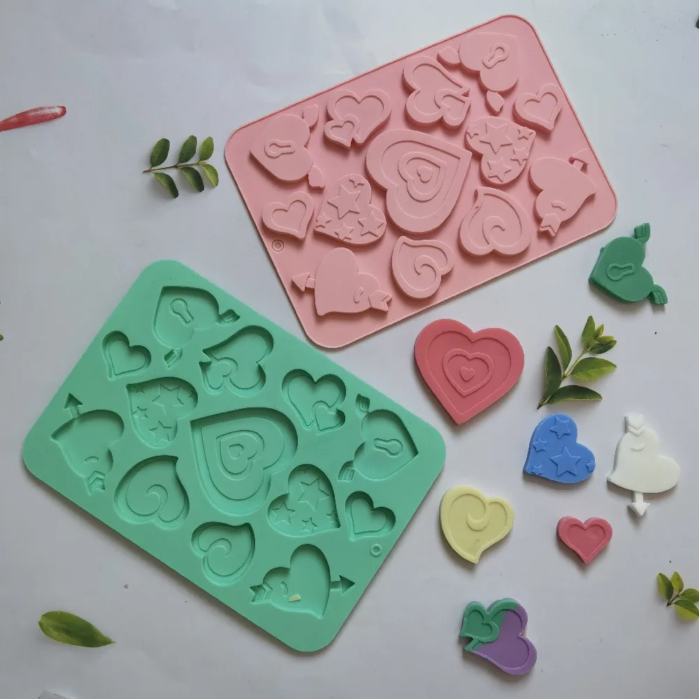 

13 Styles 3D Silicone Heart Loving Shaped Baking Mold Fondant Cake Tool Chocolate Candy Cookies Pastry Soap Moulds