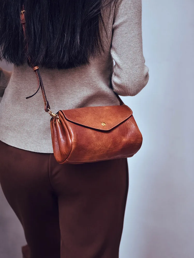 

New Vintage Vegetable Tanned Cowhide Multi-compartment Women Bag Luxury Brand Handmade Messenger Bag Fashionable And Versatile