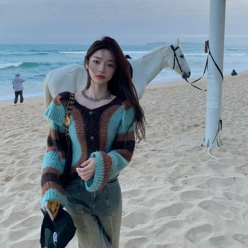 Стиль отпуска дизайн Sense Niche короткий полосатый вязаный кардиган женский