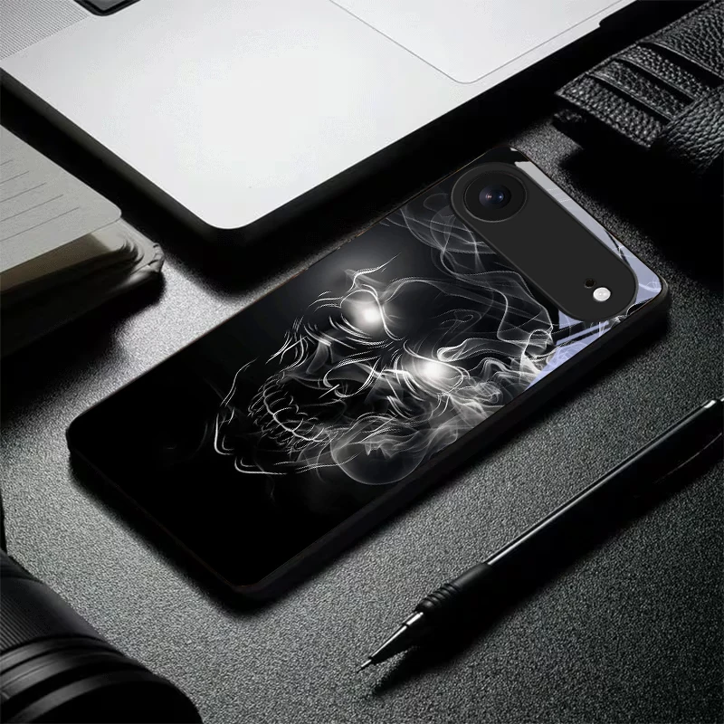 Фото Чехол для телефона из черного стекла с неоновым дымчатым черепом для iPhone 11 Pro 12 13 mini 14 15 Pro Max 16 E 17 Air XS Max XR 8 7 Plus Xs. №2