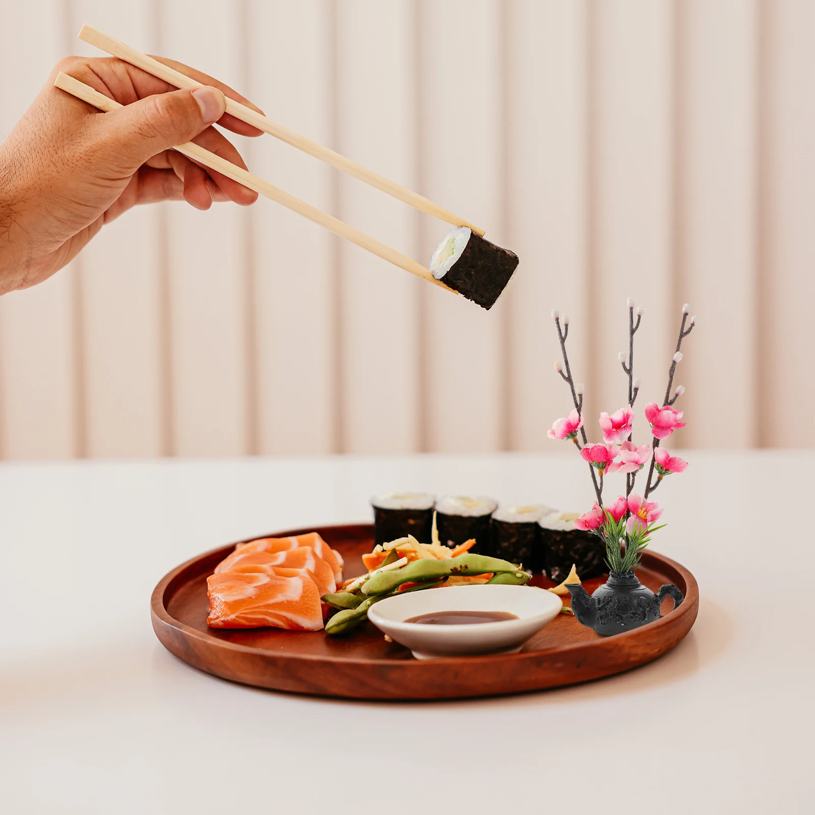 

2Pcs Sashimi Flower Embellishment Cold Dish Decorative Flower Sushi Plate DIY Ornament