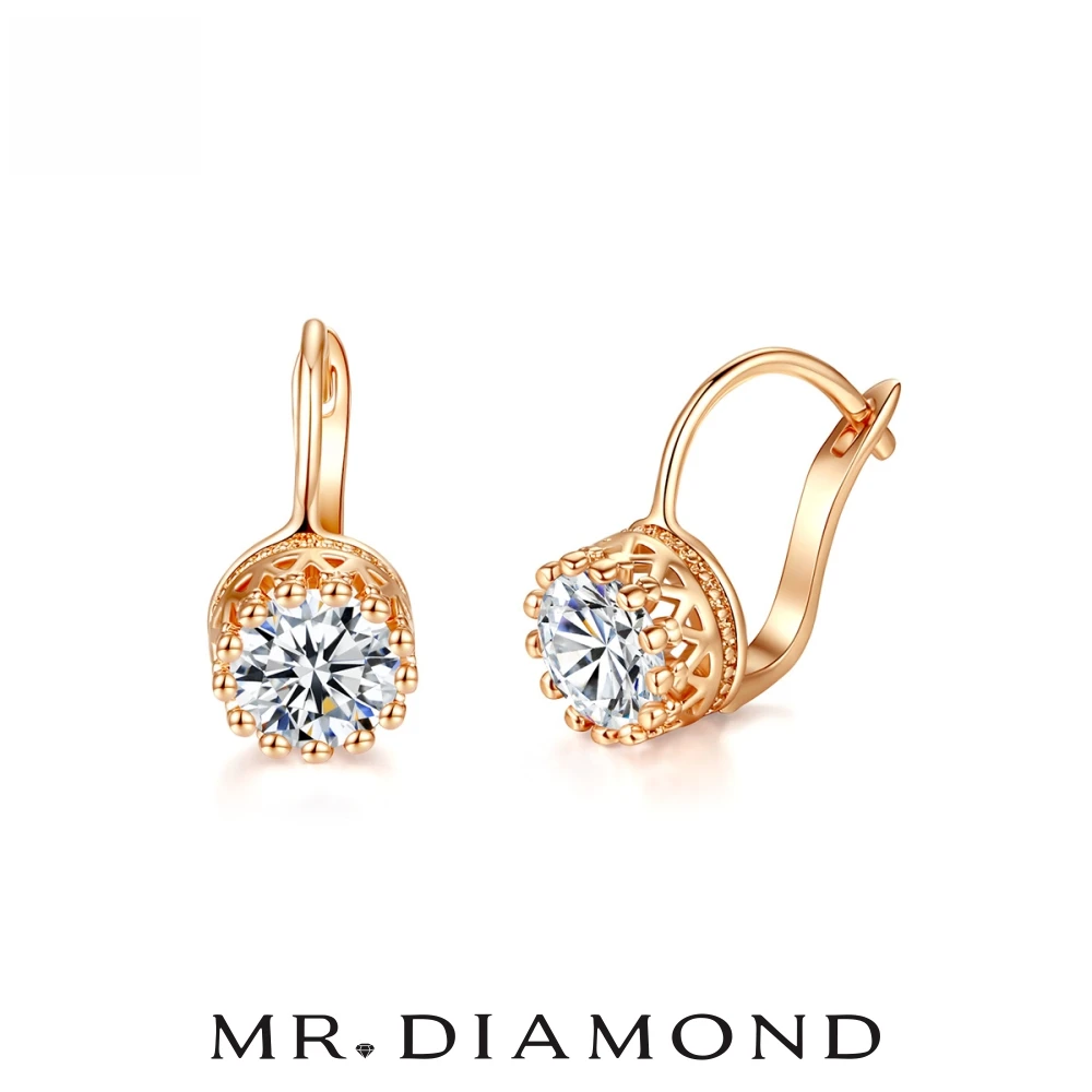 

2022New style 925Silver Earrings Women Cubic Zirconia Small Qiao Circular Ear stud FashionContracted Ear Act the role ofing Gift
