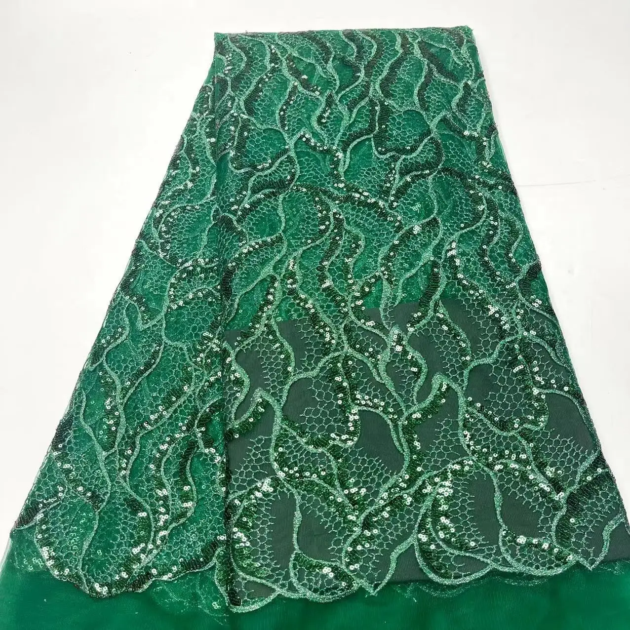 

New Design Fashion African Mesh Lace Fabric High Quality Sequins French Tulle Lace Fabric 3D Mesh Lace For Wedding Sewing