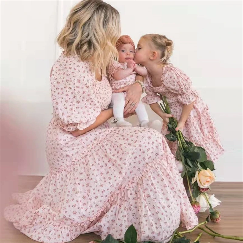 

Flower Mother Daughter Matching Dresses Family Look Puff Sleeve Mom Baby Mommy and Me Clothes Fashion Women Girls Chiffon Dress