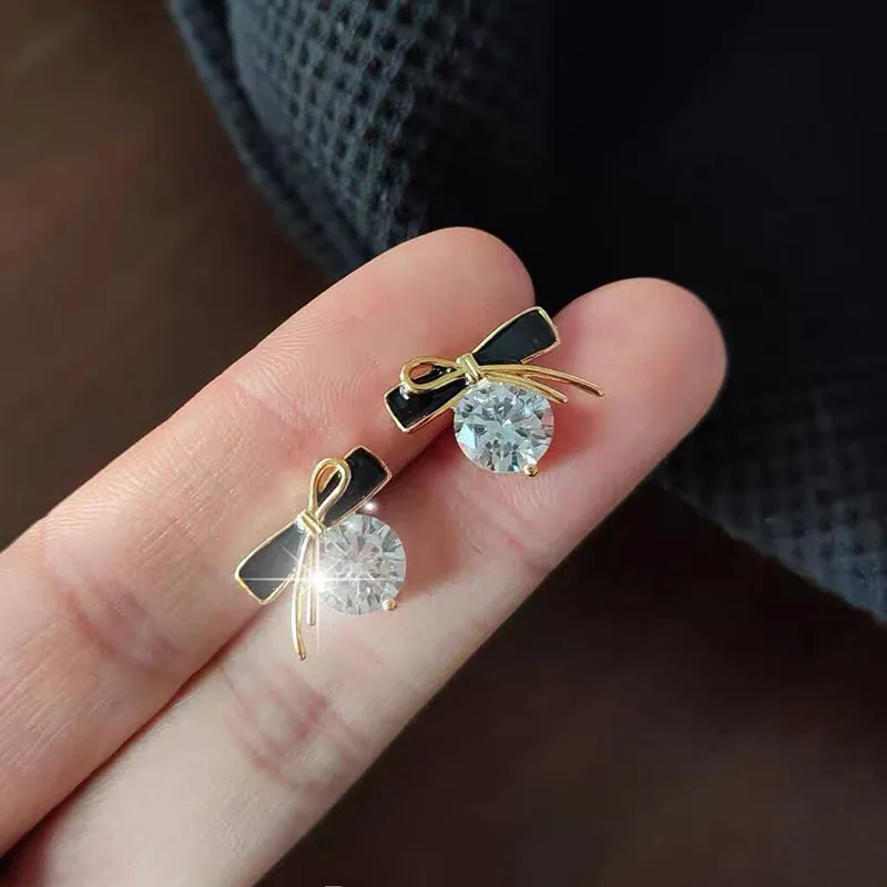 

Zircon Crystal Black Bowknot Stud Earring for Women Korean Personality Temperament Sweet Luxury Exquisite Cool Earrings Jewelry