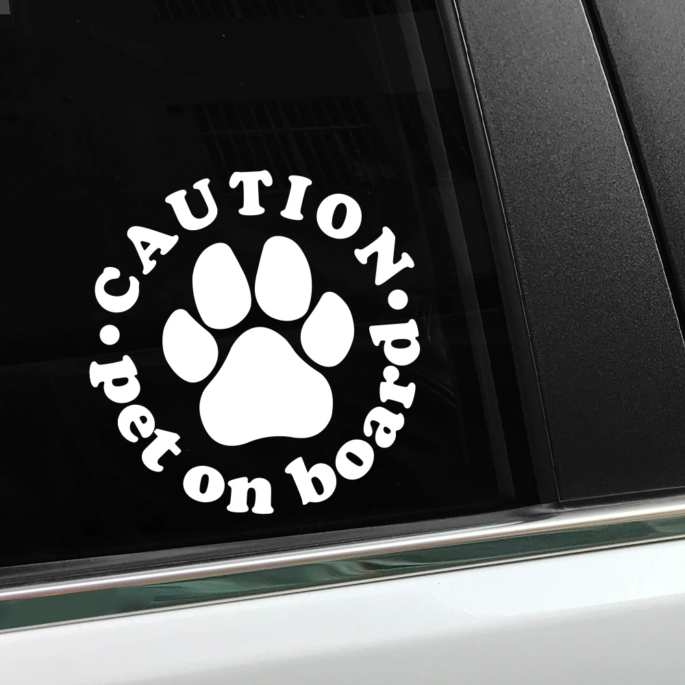 Фото CAUTION PET ON BOARD Автомобильная наклейка Животные Собаки DIY Виниловые наклейки для автомобиля Мотоцикл Бампер Кузов Заднее окно Декоративные 12,7X12,4 СМ №1