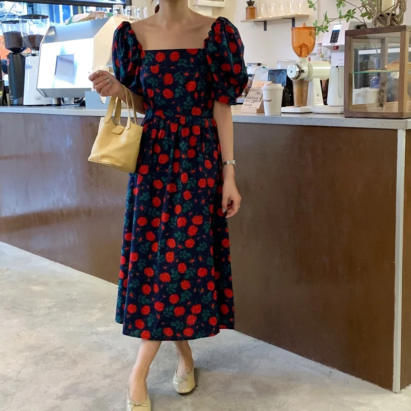 

2022 Women's Summer New High-end Temperament Rose Square Neck High Waist Bubble Sleeve Medium and Long Holiday Party Dress