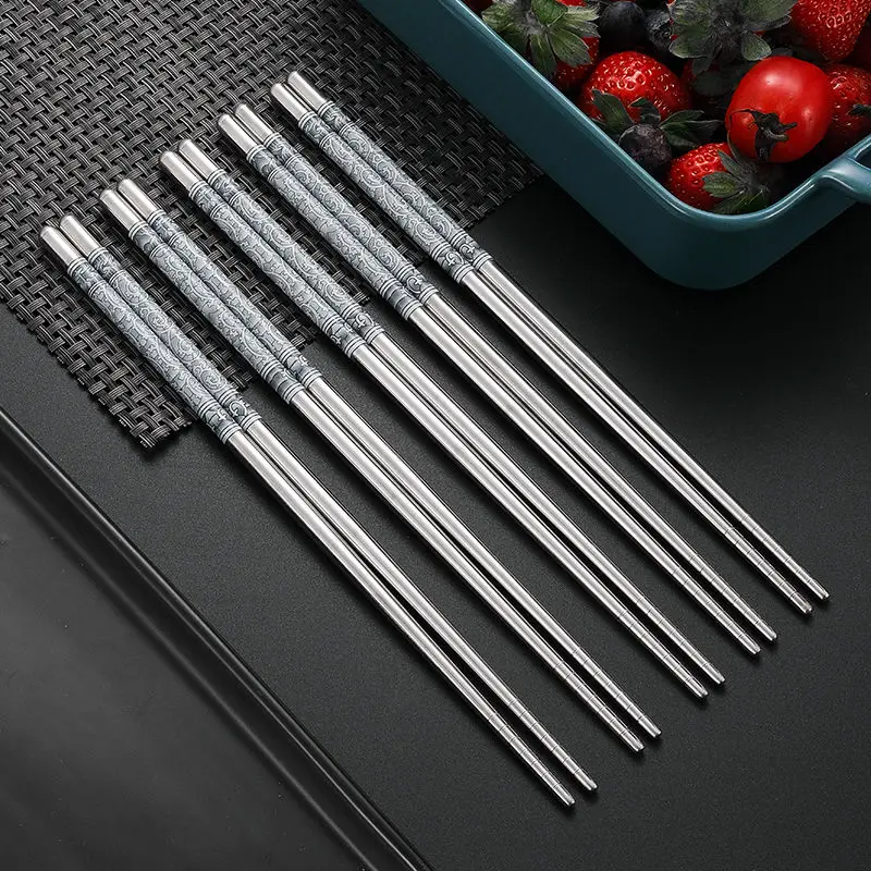 

5/1Pairs Blue and White Porcelain Stainless Steel Chopsticks Reusable Flower Printed Chopsticks Stainless Steel Food Chop Stick