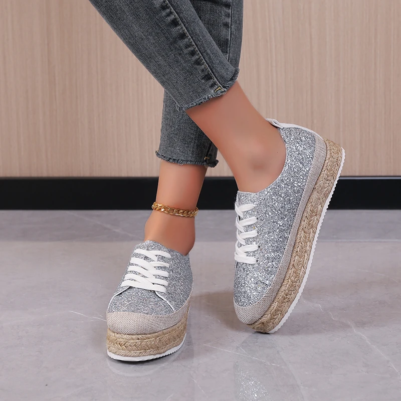 

2022 Women Vulcanize Shoes Sliver Bling Shoes Girl Flat Glitter Casual Female Breathable Lace Up Shoes