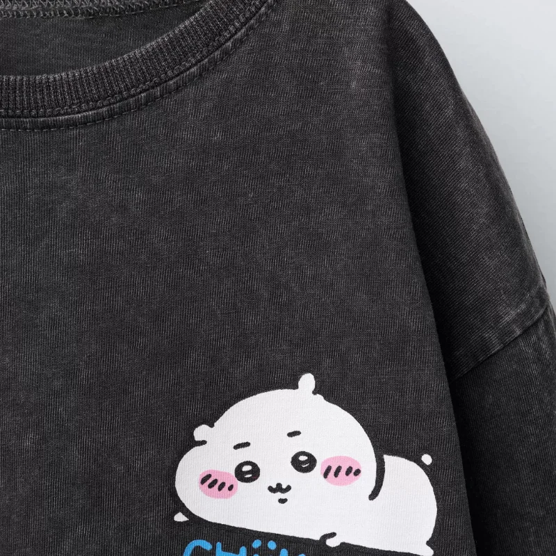 Фото Детская одежда Chiikawa Hachiware Usagi Kawaii с аниме-принтом, круглым вырезом, для отдыха, цвет антрацитовый серый, удобная, с длинными рукавами №3