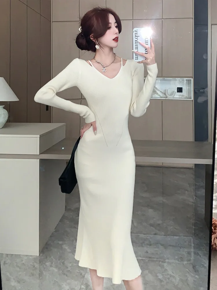 French sle Pure Desire Temperament Slim fit Knitted dress Women New Gyaru Meditation Sweater Dress Design Sense Sheath Skirts