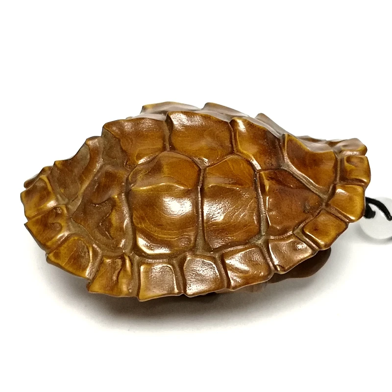 

Старинная резная статуя черепахи из самшита