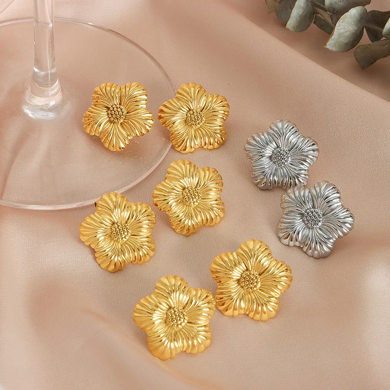 

Minar Stylish 18K Gold Plated Stainless Steel Anti Tarnish Metallic Veins Flower Drop Earrings for Women Statement Daily Jewelry