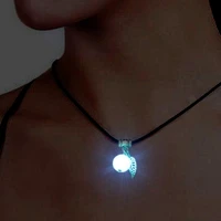2020 new mens and womens noctilucent necklace fashion simple short clavicle chain couple ornament student personality gift