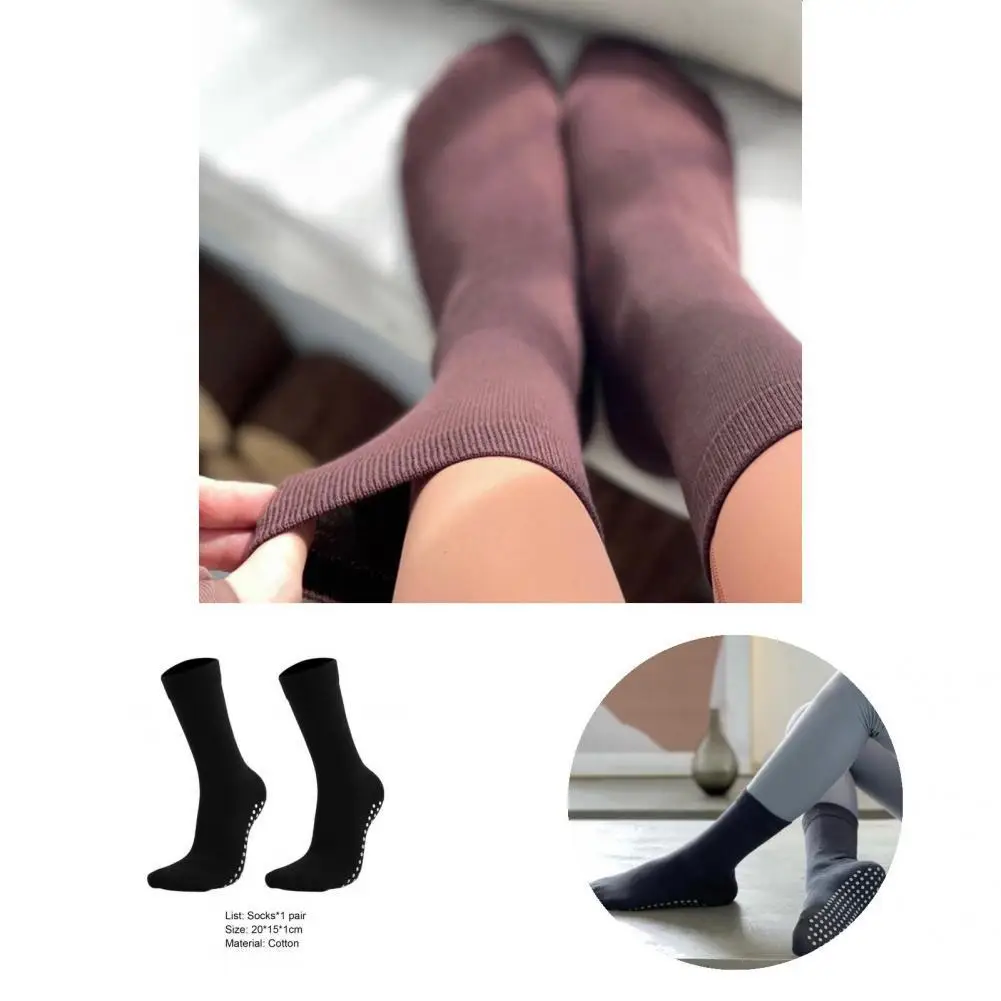 

Useful Yoga Socks Soft Texture Anti Pilling Anti-Slip Breathable Floor Socks Sport Socks Dance Socks 1 Pair