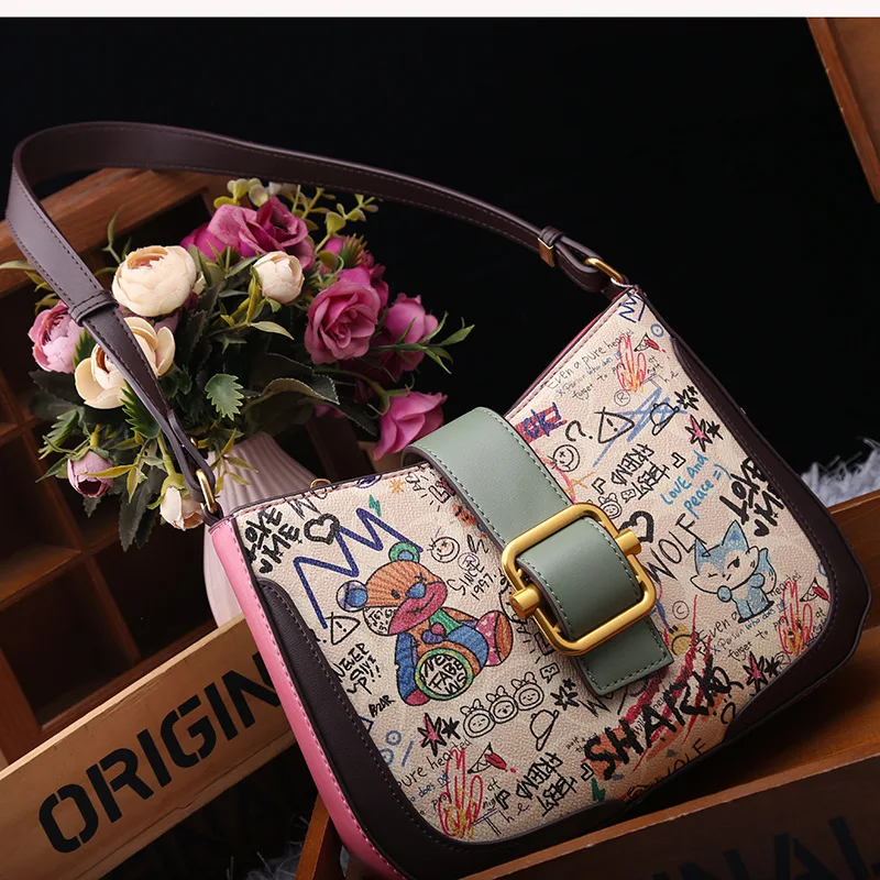 Женские сумки-клатчи 21*12*23 см дизайнерские Наплечные кошельки через плечо