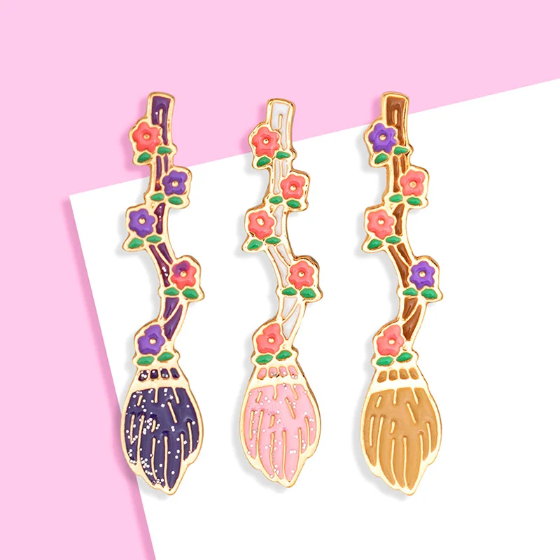 

Japanese Cartoon Alloy Brooch Halloween Magic Flowers Badge Fashion Witch Broom Enamel Lapel Pins Clothing Accessories Jewelry