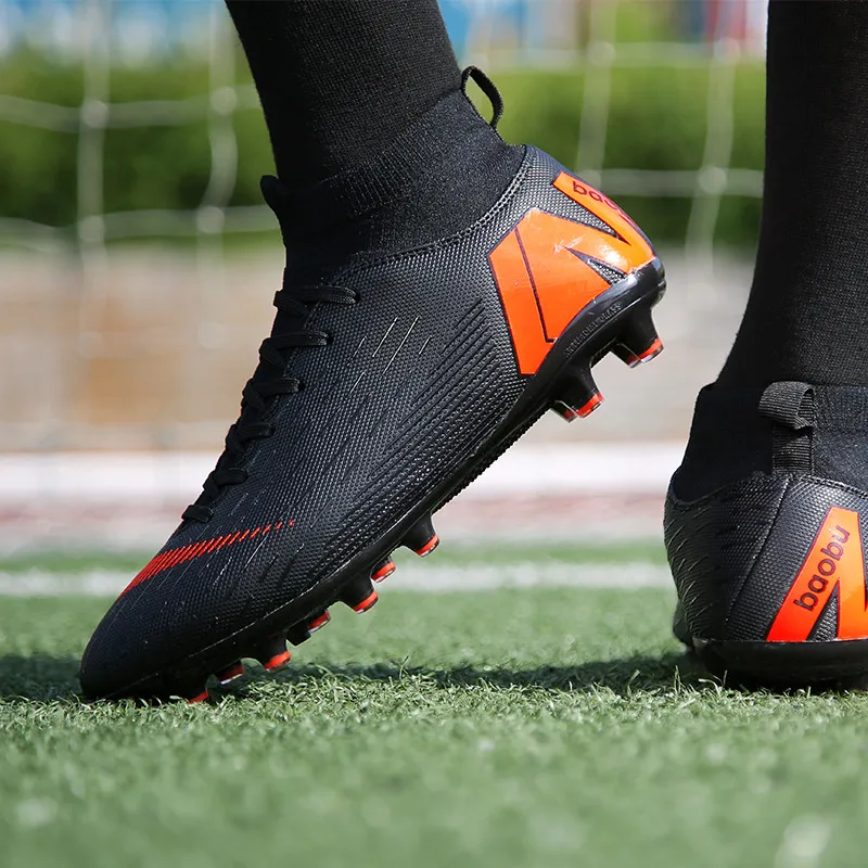 Spring Unisex Green Football Boots Men Turf Professional Soccer Shoes for Men Lace-up Non-slip Men's Football Shoes Size 35-45