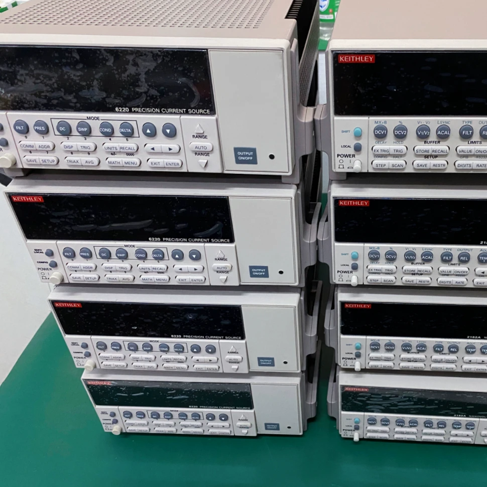 Оригинальный новый источник питания переменного тока KEITHLEY 6221/2182A 120 ВА IEEE488 RS232C SCPI