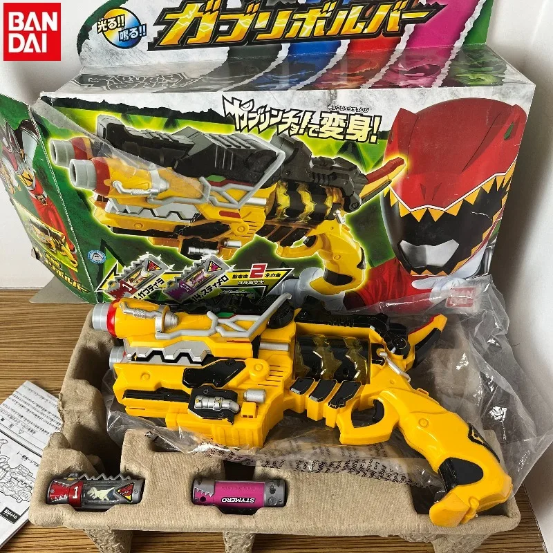 Фото Коллекционная игрушка-реквизит Bandai DX Super Sentai Zyuden Sentai Kyoryuger Blue Gaburivolver Henshin Device №2