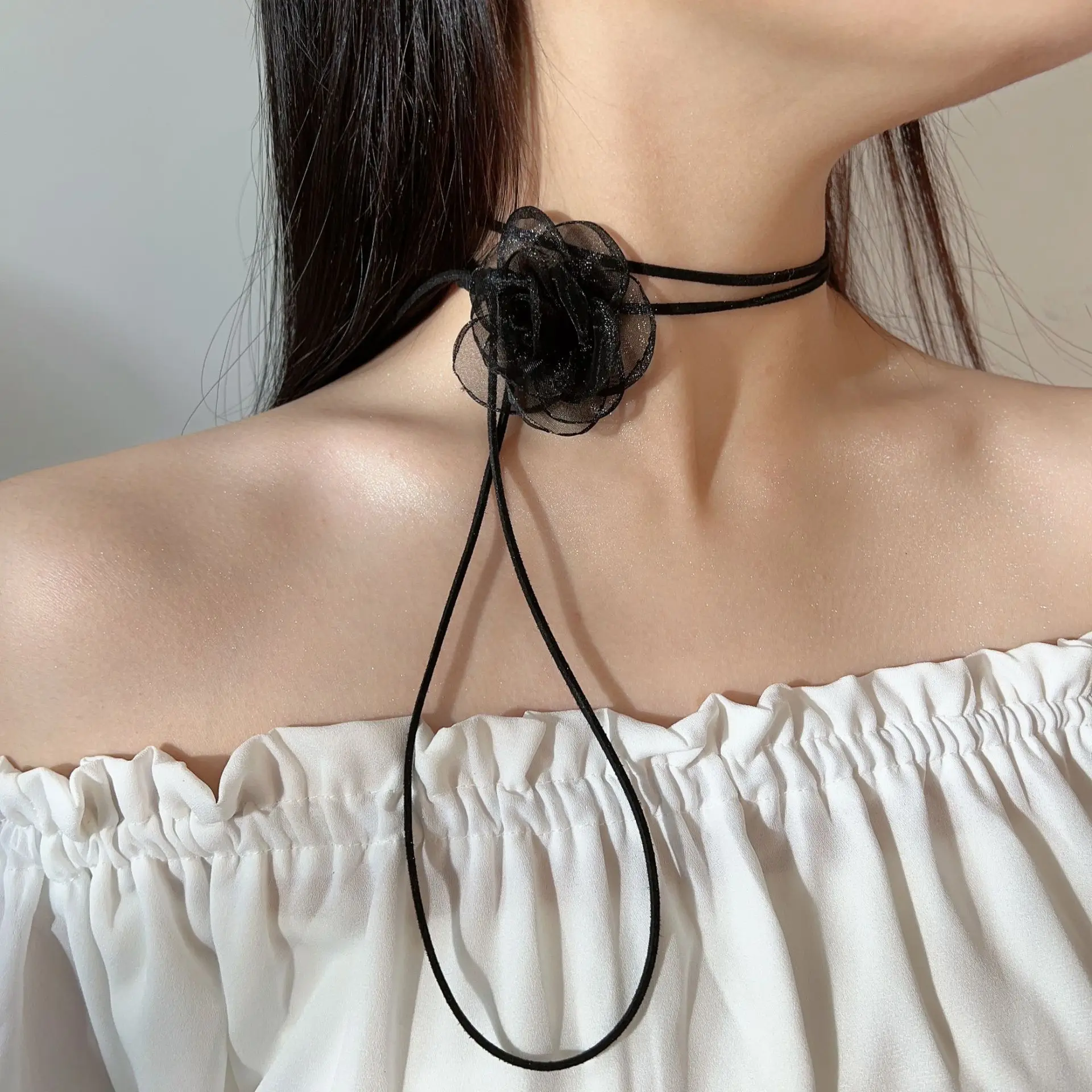 

Gothic Sexy Flocking Black Fabric Rose Flower Chocker Long Ribbon Necklace Handmade Flower Mesh Necklace Party Vintage Jewelry