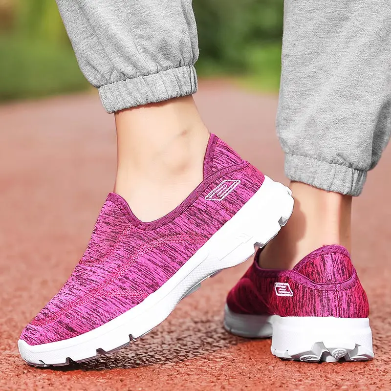 

slipon breathable Woman Sport Shoes Walk Black Running Shoes For Women Aesthetic High Sports Shoes Womens Sneakers Snakers