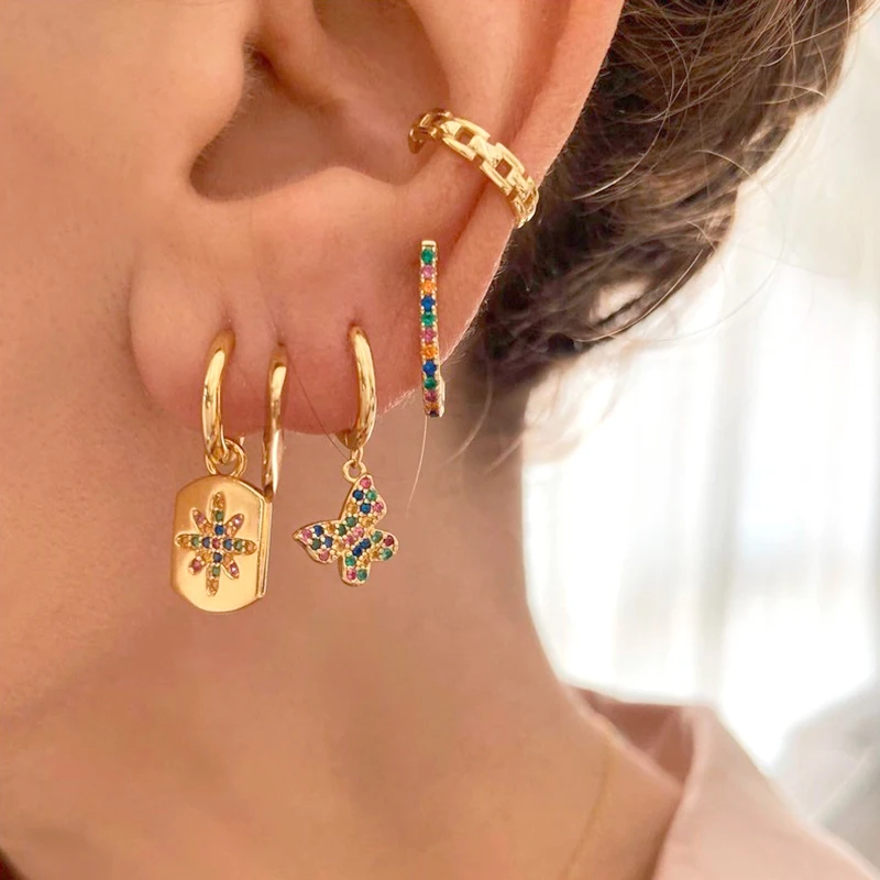 Серьги-кольца из серебра 925 пробы с фианитами