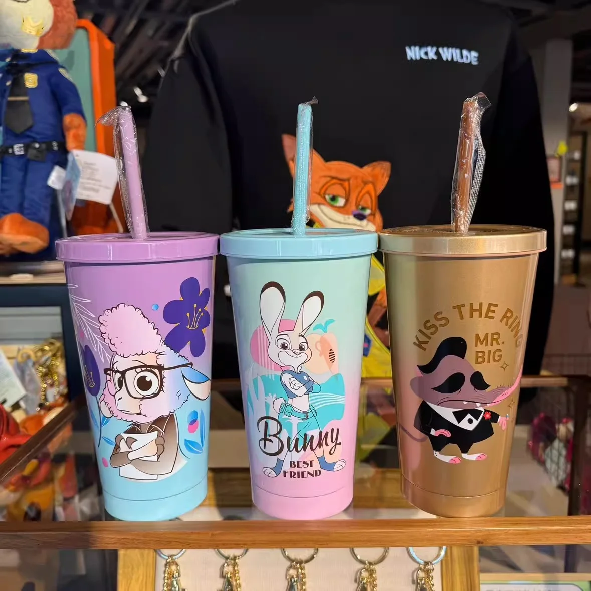 Стакан из нержавеющей стали с изображением зверополиса Шанхая в Диснейленде