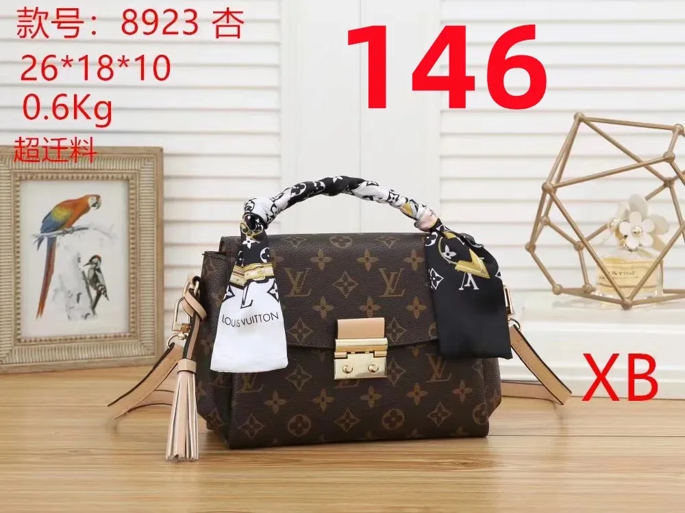 

Men and Women Leather Medium Large Handbag Shoulder Bags Large Capacity Ladies Single Shoulder Bag Crossbody Bag Wallet D16