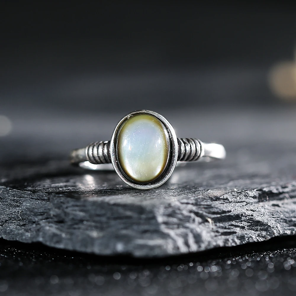 Упрощенное кольцо из стерлингового серебра 925 пробы натурального янтаря с