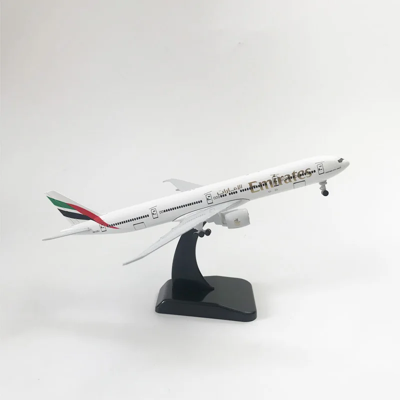 20 см B777 UAE Emirates Airlines Модель Boeing 777 Металлическая копия самолета из сплава Материал