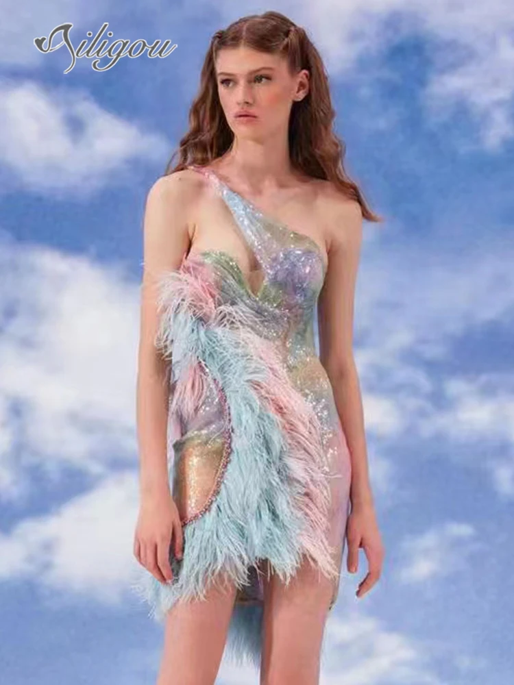 

DEIVE TEGER 2022 New Women's Luxury Feather Sparkling Sequin Mini Dress Sleeveless One Shoulder Drape Skinny Sexy Party Dress