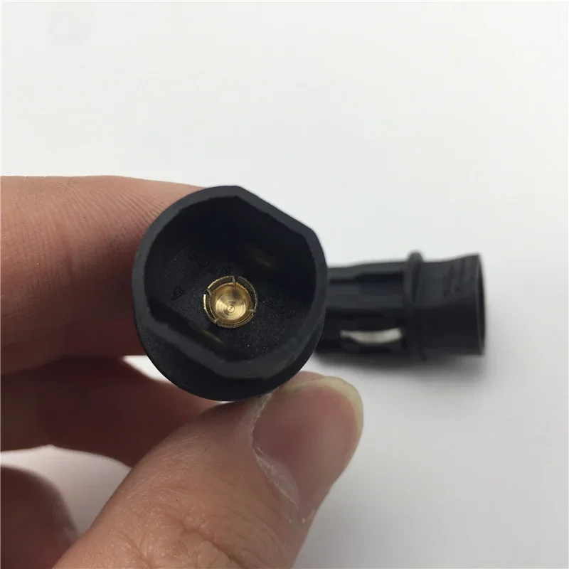 63117407330 Для BMW 3 5 7 серии F30 F31 LCI E66 E67 X6 E72 Hybrid Z4 E85 E86 Автомобильный держатель лампы