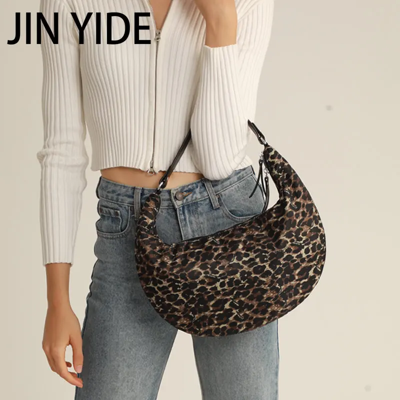 Fashion Half Moon Sapce Padded Women Shoulder Bags Designer Down Cotton Lady Handbags High Quailty Large Tote Winter Purses 2023