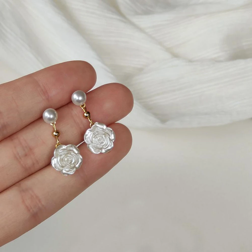 925 Серебряные иглы Камелия Серьги женские ручной работы Дизайн Жемчуг Цветок