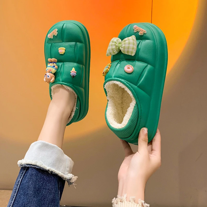 

Women 2022 Autumn and Winter New Fashion Cartoon Bear Bowknot Plush Wearing Non Slip Comfort Belt Heel Slippers Outside Home