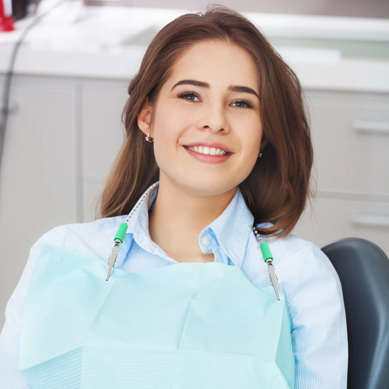 

4 Pcs Apron Clip Towel Chain Disposable Dinner Napkins Metal Lanyard Neck Strap Colored Hair