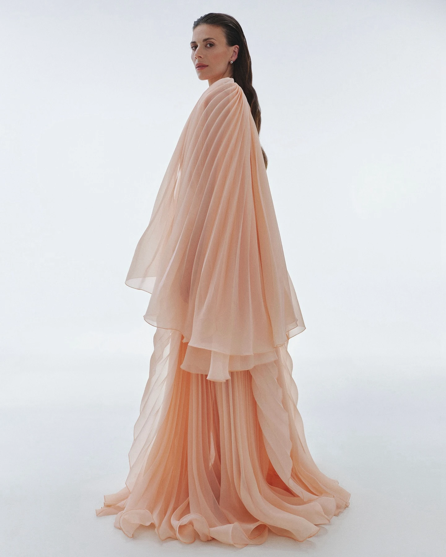 Сказочное вечернее платье для выпускного вечера с длинными рукавами и глубоким